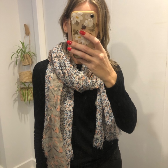 Blue & light pink floral Scarf - Picture 2 of 3
